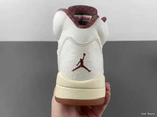 Kick Theory Air Jordan Grito HF8833-100 El 5 0530